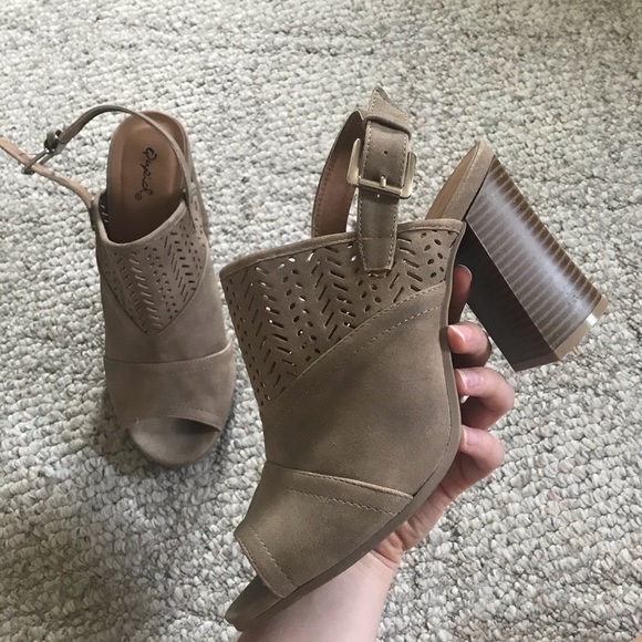 Qupid Shoes - Qupid tan faux suede mule heels